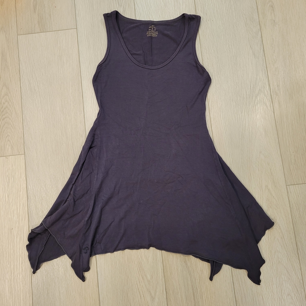Respecterre Women's Long Flowy Gray Tank Top Tunic